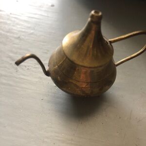 Elegant real vintage Brass Teapot